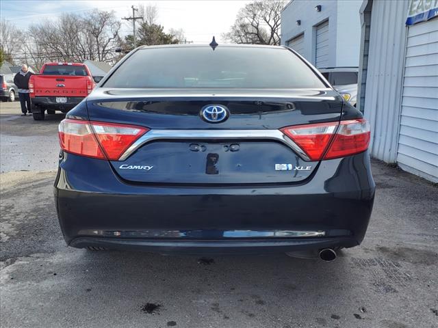 2016 Toyota Camry Hybrid XLE