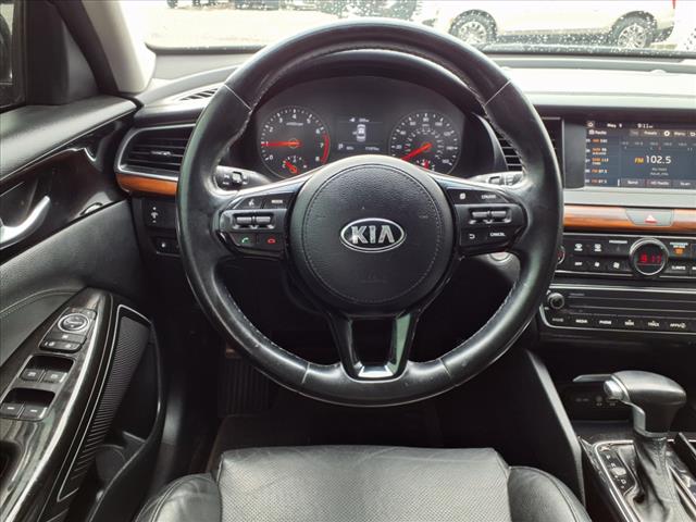 2017 Kia Cadenza Premium