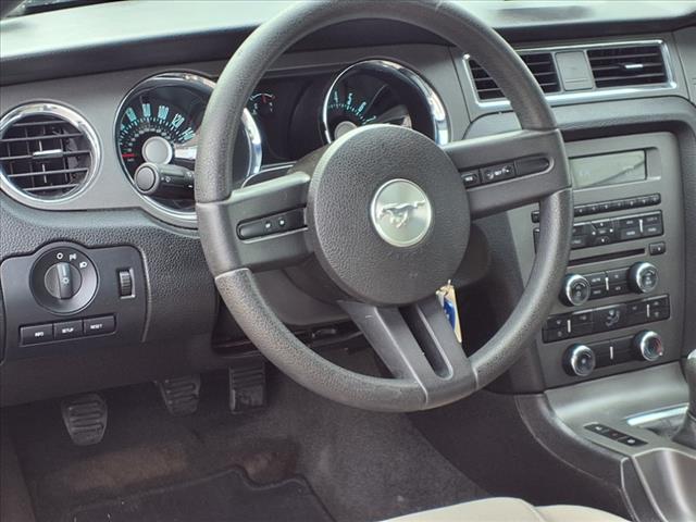 2012 Ford Mustang V6