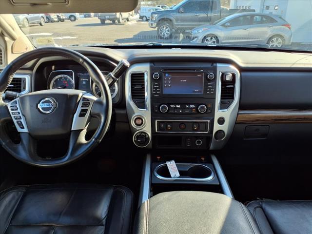 2017 Nissan Titan SL