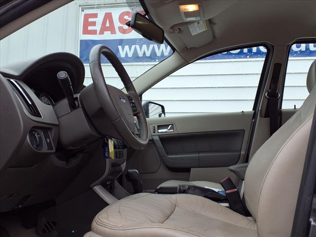 2010 Ford Focus SES