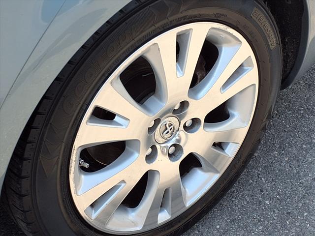 2009 Toyota Avalon XLS