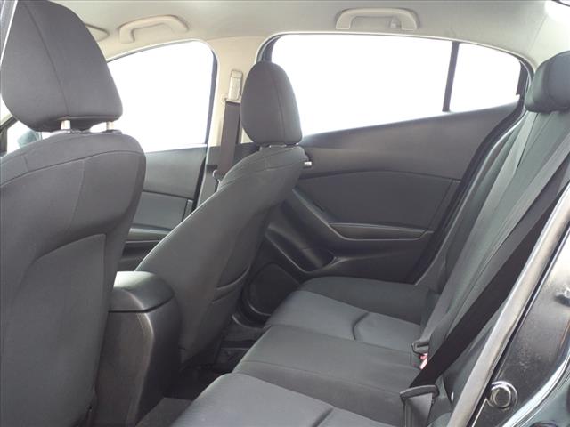 2015 Mazda Mazda3 i SV