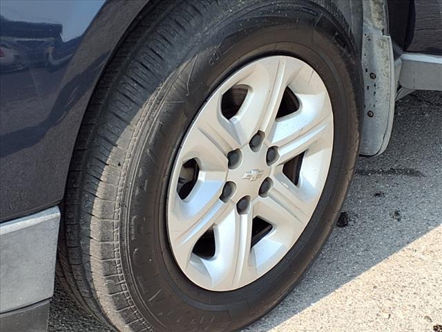 2011 Chevrolet Traverse LS