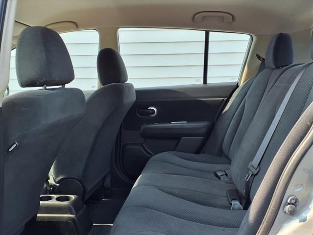 2012 Nissan Versa 1.8 S