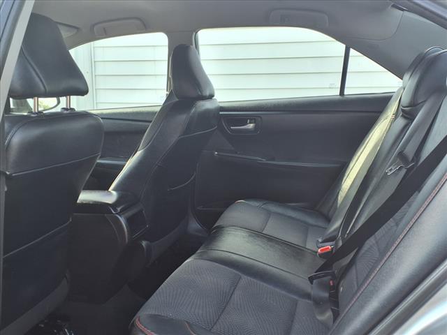 2016 Toyota Camry SE