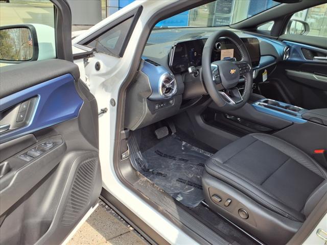 2025 Chevrolet Equinox EV LT2