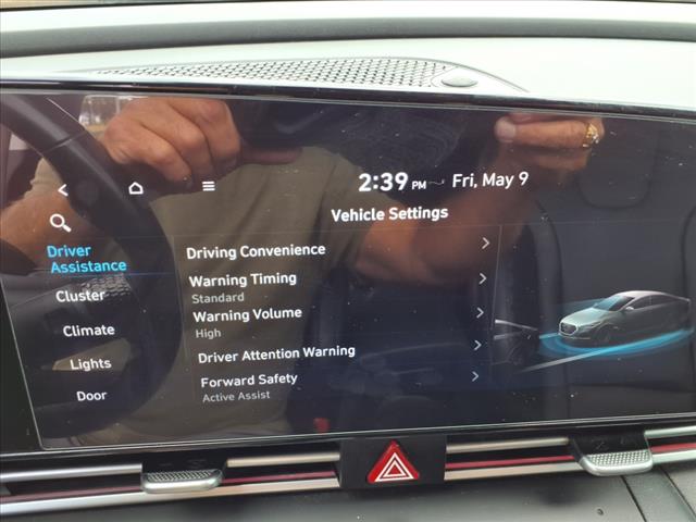 2022 Hyundai ELANTRA Limited