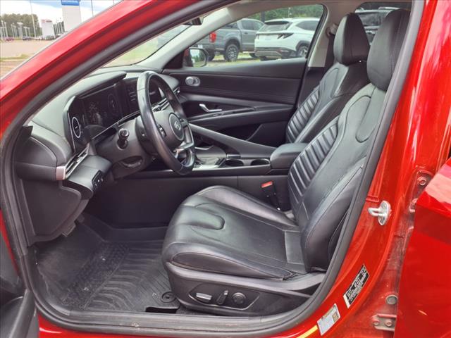 2022 Hyundai ELANTRA Limited