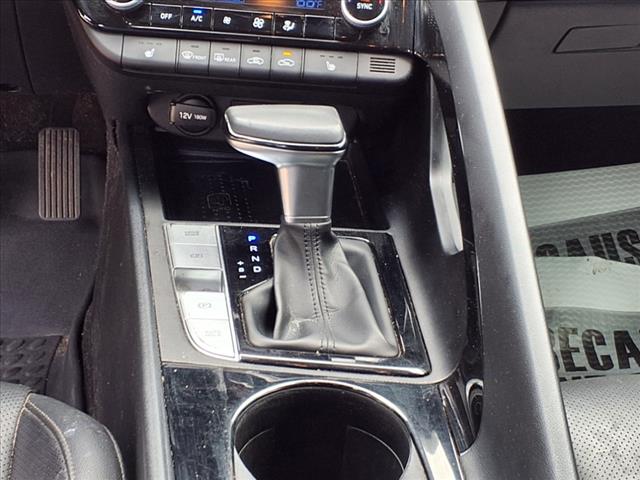 2022 Hyundai ELANTRA Limited