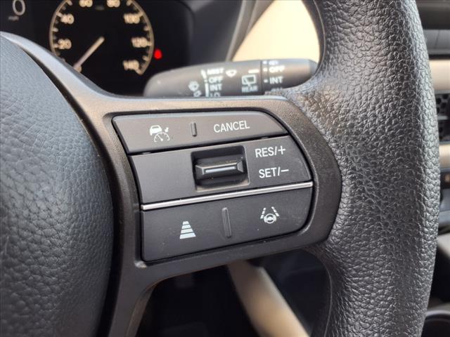 2025 Honda HR-V LX