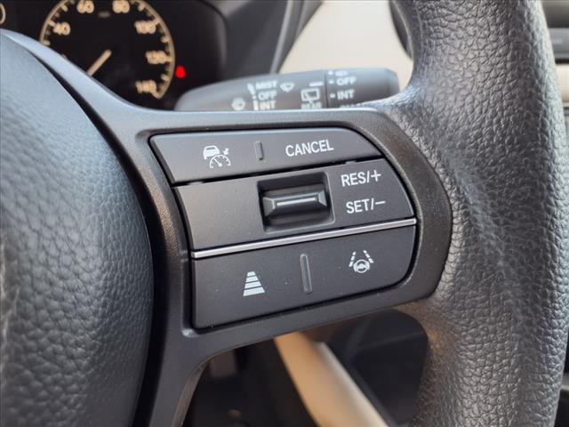 2025 Honda HR-V LX