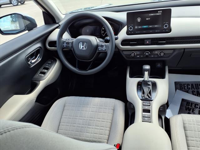 2025 Honda HR-V LX