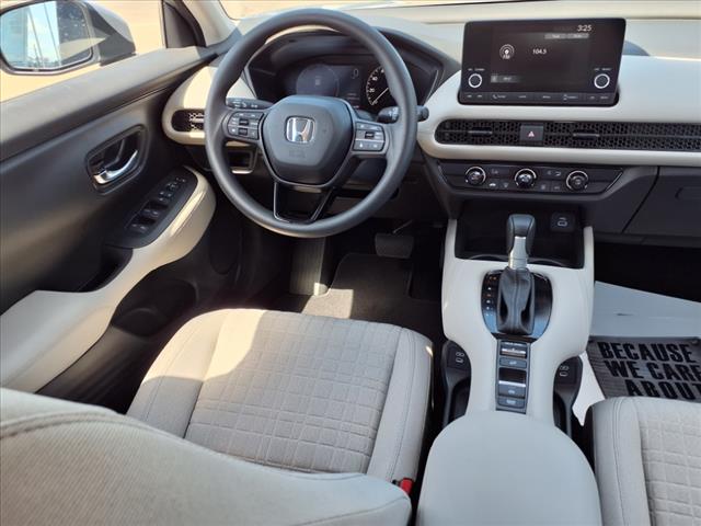 2025 Honda HR-V LX