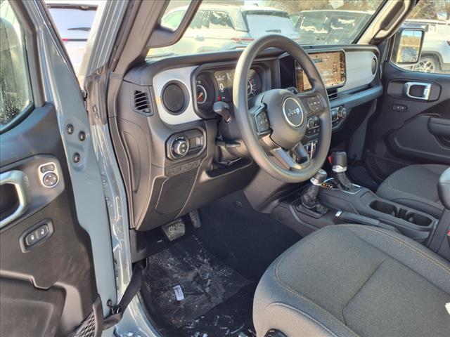 2025 Jeep Gladiator NightHawk