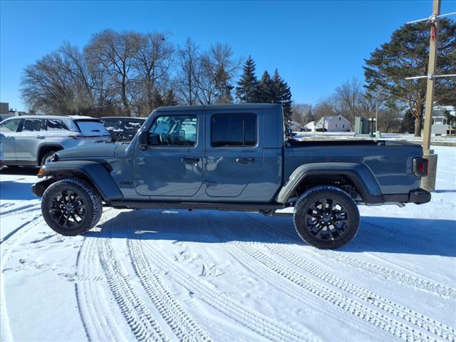 2025 Jeep Gladiator NightHawk