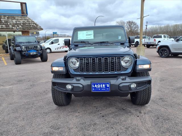 2025 Jeep Gladiator NightHawk