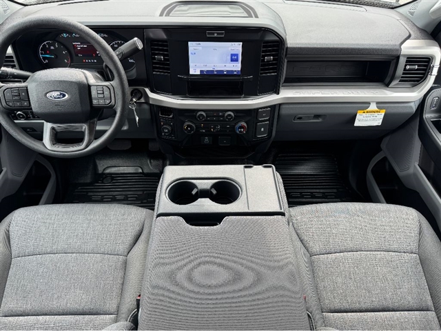 2025 Ford F-350 Super Duty XL