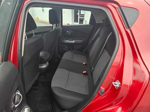 2016 Nissan JUKE S