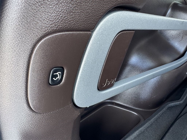 2016 Jeep Cherokee Overland