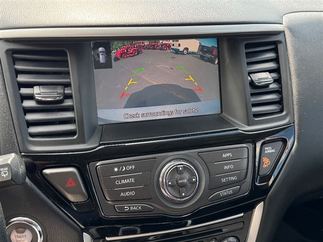 2019 Nissan Pathfinder S