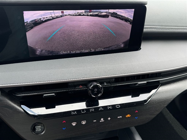 2025 Nissan Murano SV
