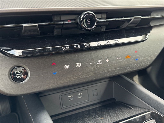 2025 Nissan Murano SV