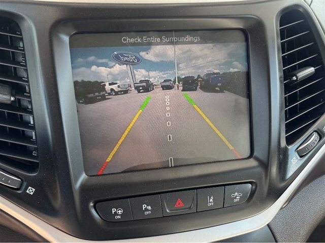 2016 Jeep Cherokee Overland