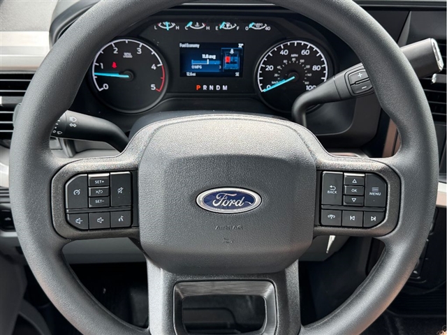 2025 Ford F-350 Super Duty XL