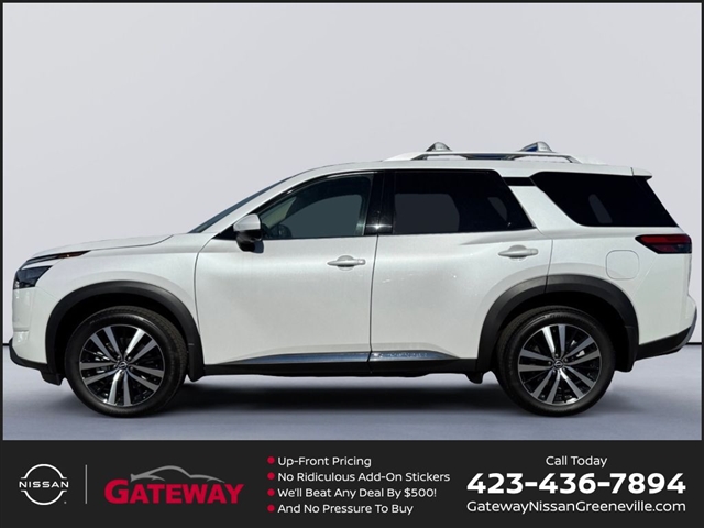 2025 Nissan Pathfinder Platinum