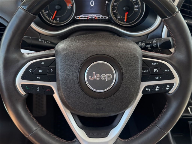 2016 Jeep Cherokee Overland