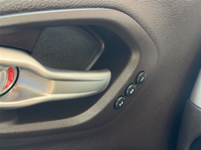 2016 Jeep Cherokee Overland