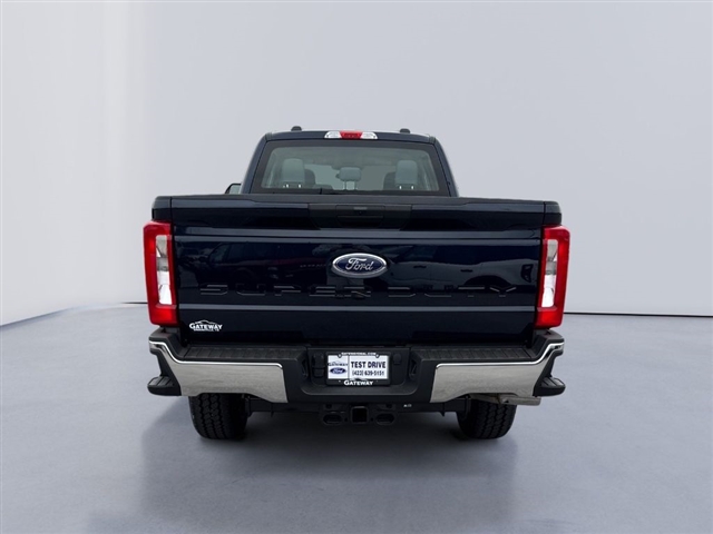 2025 Ford F-350 Super Duty XL