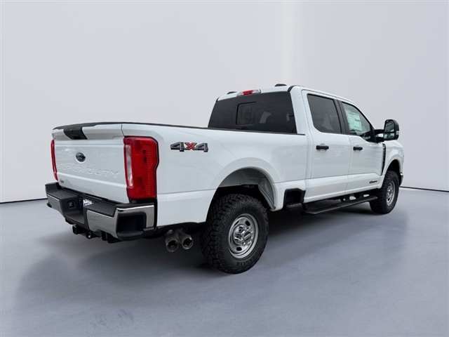 2025 Ford F-350 Super Duty XL