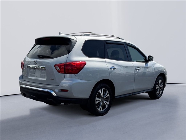 2019 Nissan Pathfinder S