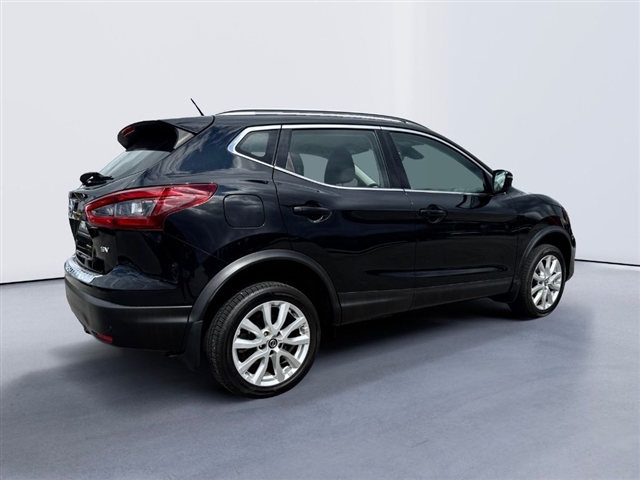 2020 Nissan Rogue Sport SV