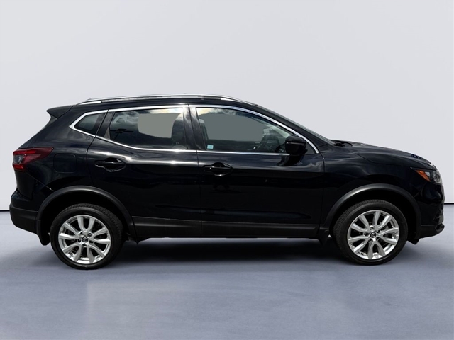 2020 Nissan Rogue Sport SV