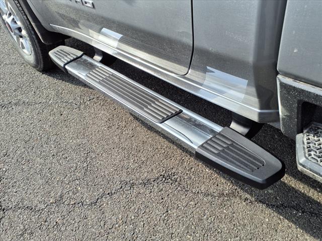 2025 GMC Sierra 2500HD 4WD REG CAB 142  SLE