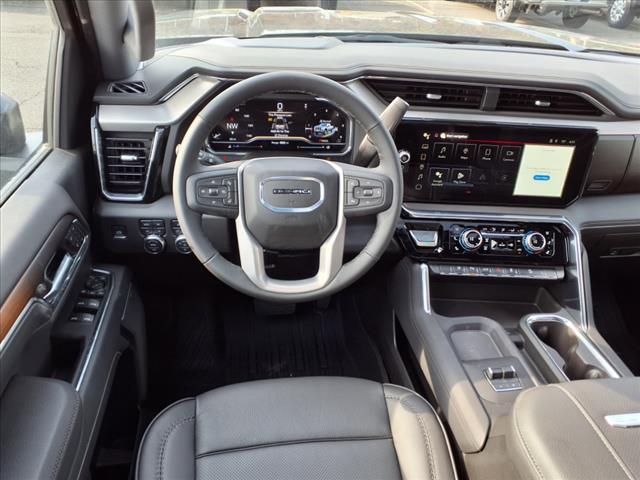 2025 GMC Sierra 2500HD 4WD CREW CAB 159  DENALI