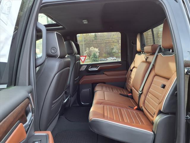 2025 GMC Sierra 2500HD 4WD CREW CAB 159  DENALI