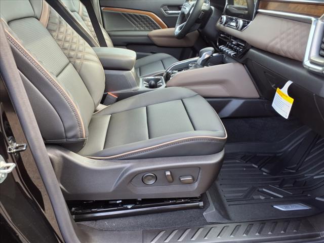 2025 GMC Canyon 4WD CREW CAB DENALI