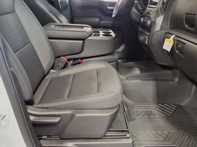 2025 Chevrolet Silverado 1500 4WD CREW CAB 147  CUSTOM