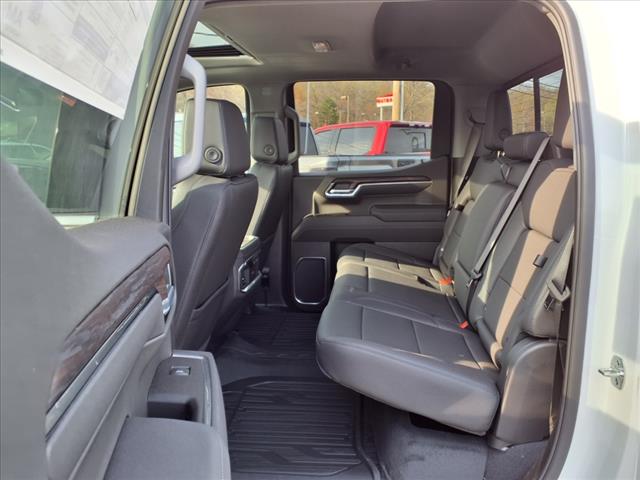 2025 GMC Sierra 1500 4WD CREW CAB 147  SLT
