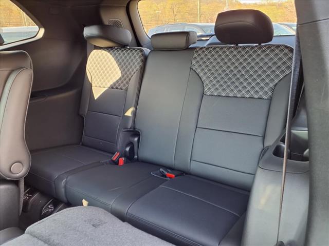 2025 GMC Acadia AWD 4DR DENALI