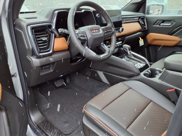 2025 GMC Canyon 4WD CREW CAB AT4