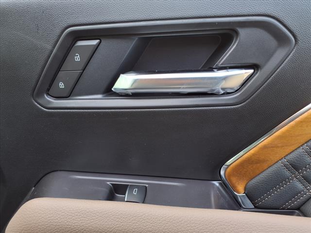 2025 GMC Canyon 4WD CREW CAB DENALI
