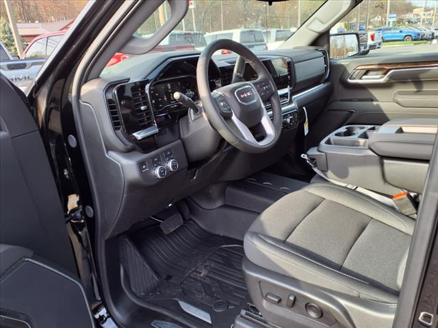2025 GMC Sierra 1500 4WD CREW CAB 147  ELEVATI