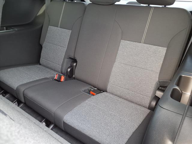 2025 GMC Acadia FWD 4DR ELEVATION
