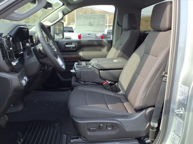 2025 GMC Sierra 2500HD 4WD REG CAB 142  SLE