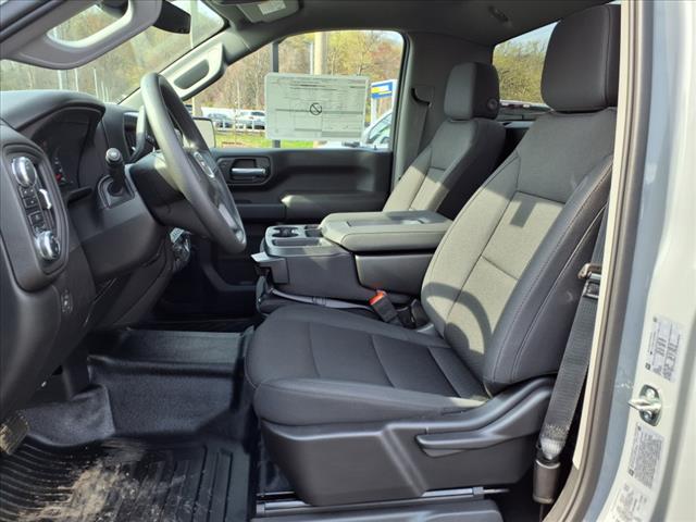 2025 GMC Sierra 3500HD 4WD REG CAB 142  PRO